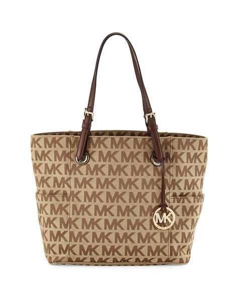 michael kors women's jet set item ew signature tote brown|Michael Kors Women's Jet Set Item Ew Signature Tote.